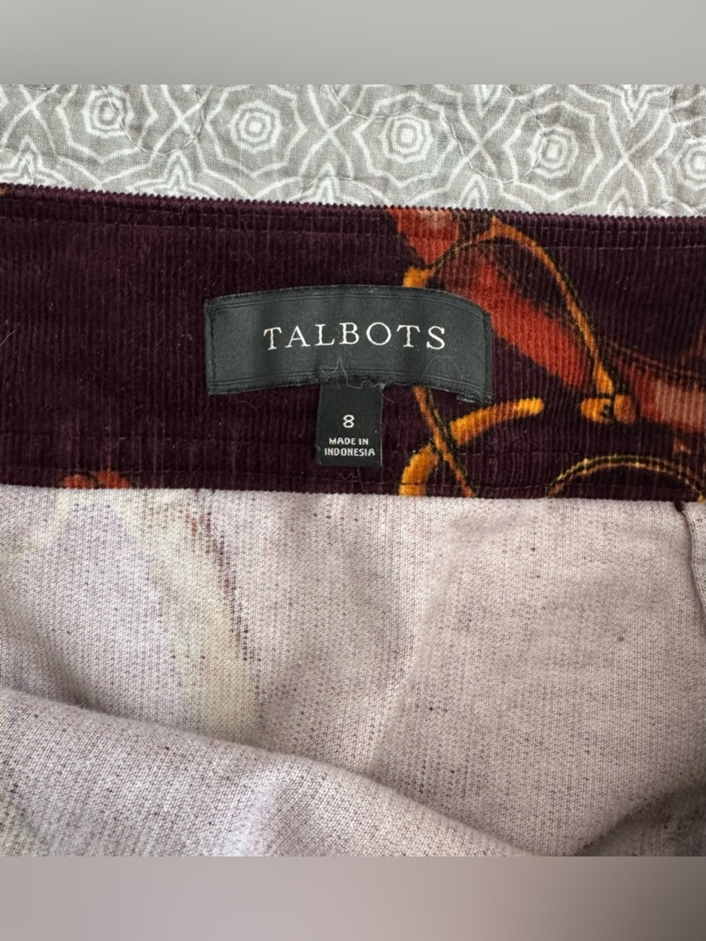 TALBOTS Corduroy Horse Bit Equestrian Mini Skirt Preppy Classic Burgundy Size 8 - Picture 5 of 9